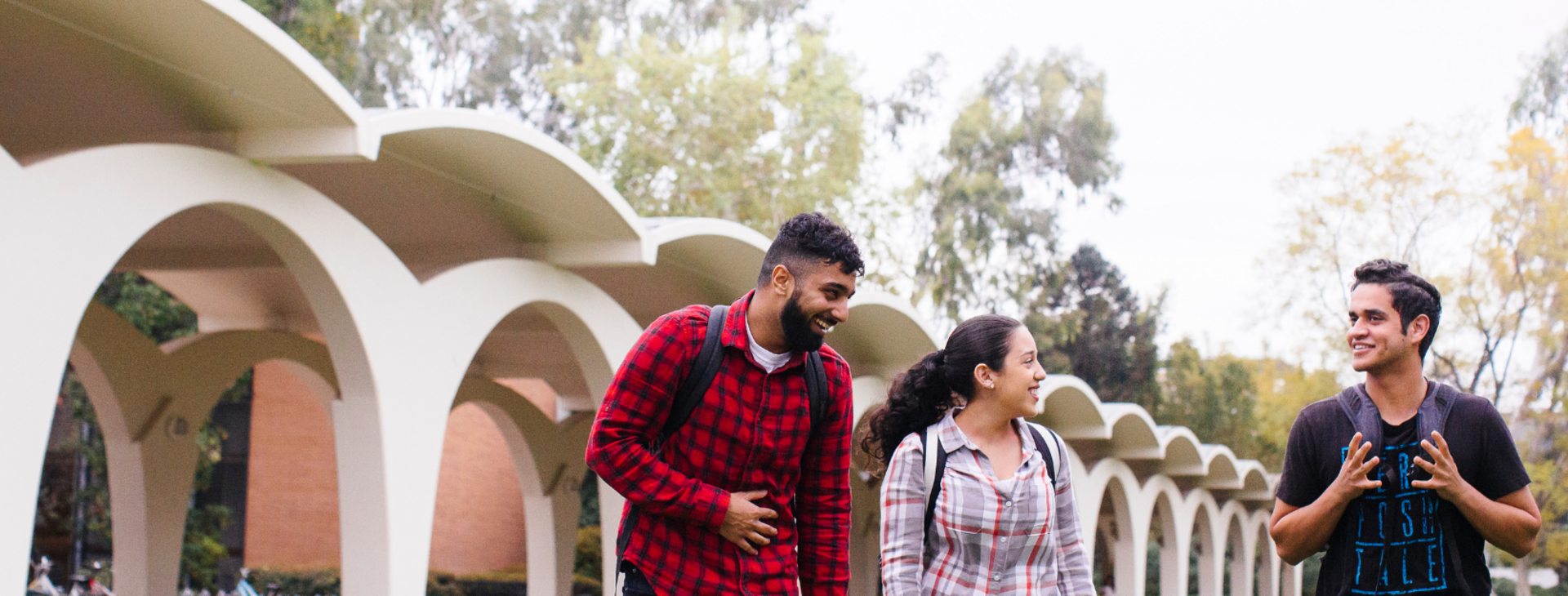 Students Rivera arches